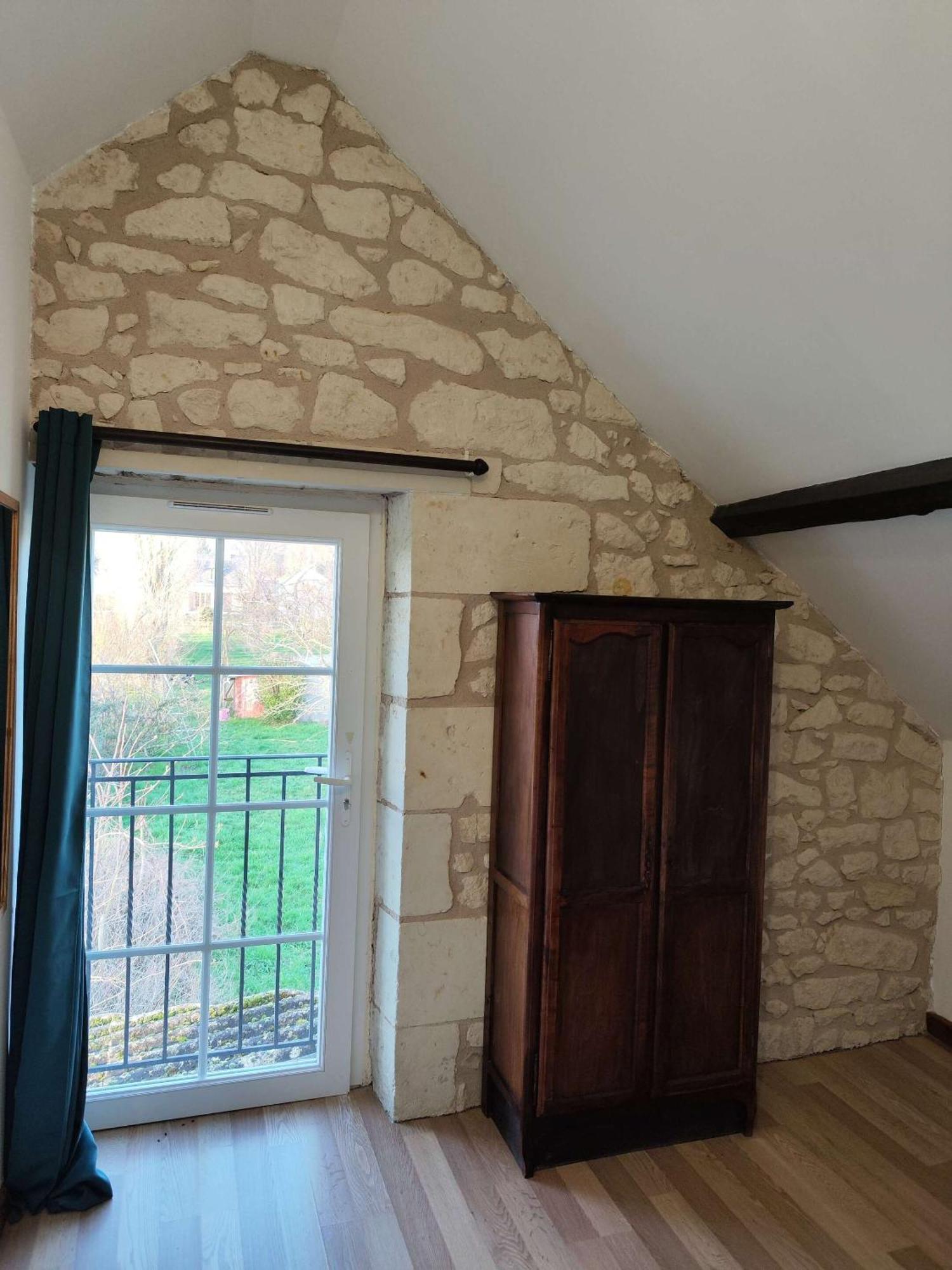 Gites les volets rouges d'Allonnes Allonnes  Chambre photo
