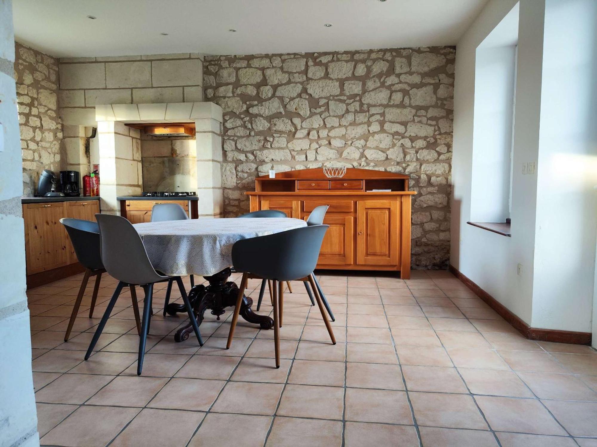 Gites les volets rouges d'Allonnes Allonnes  Chambre photo